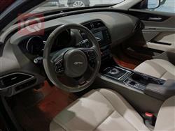 جاگوار XE
